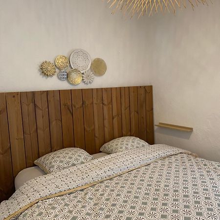 Cosy appartement, à Fontaine-de-Vaucluse Extérieur photo
