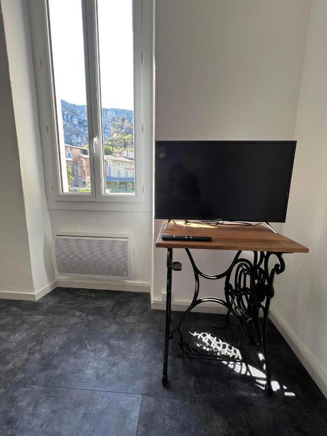 Cosy appartement, à Fontaine-de-Vaucluse Extérieur photo